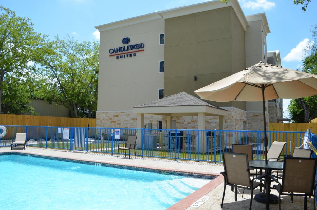 Candlewood Suites San Antonio Airport, an IHG Hotel