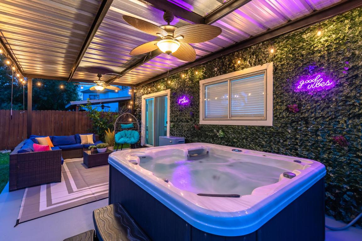 Gameroom, Bbq & Hot-tub By Lackland & Seaworld