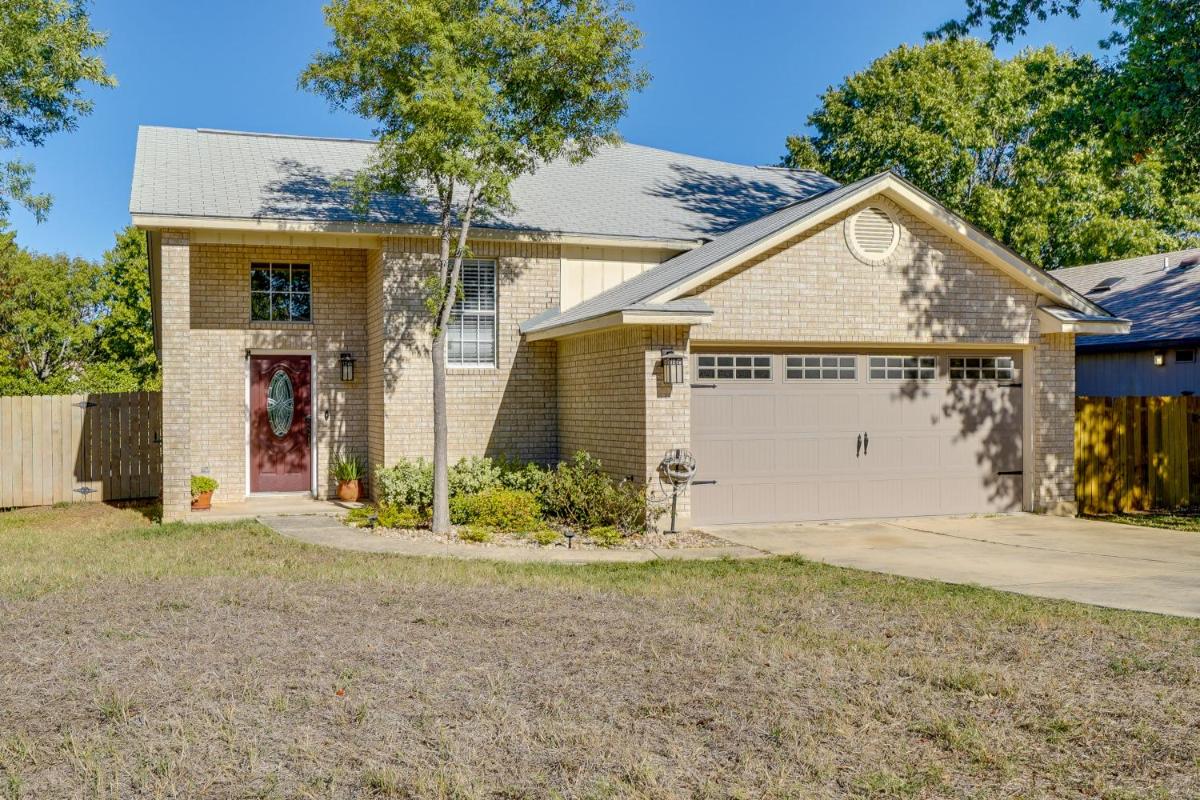 Pet-Friendly San Antonio Retreat with Private Yard!