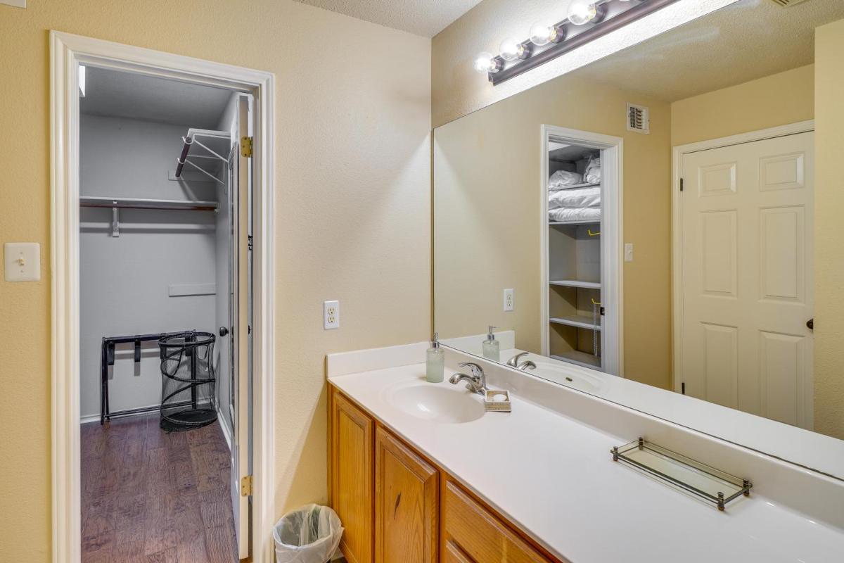 Pet-Friendly San Antonio Retreat with Private Yard!