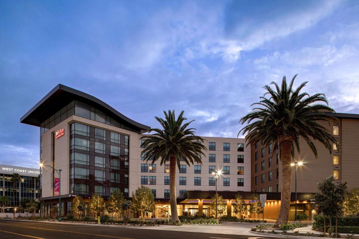 Home2 Suites By Hilton Anaheim Resort