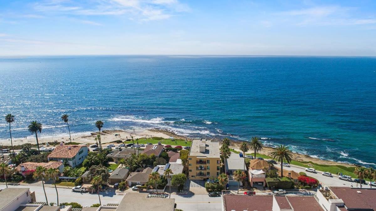 La Jolla Seaside Dream w Private Patio & Jacuzzi