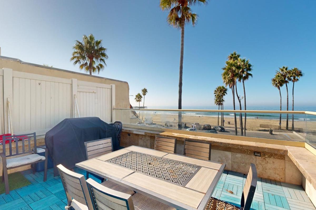 Newport Beach Pier View II