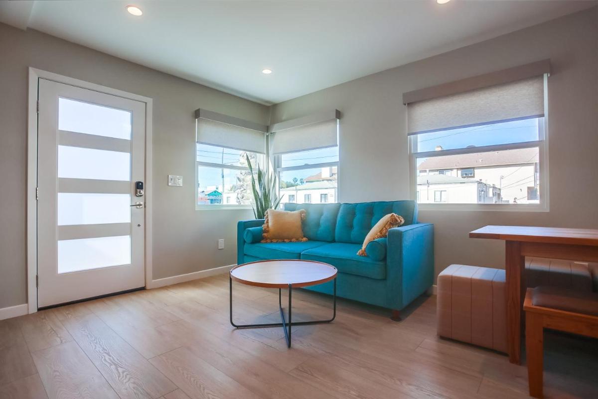 Ocean Beach Retreat, 3BR Newly Remodeled, Steps to Beach and Boardwalk