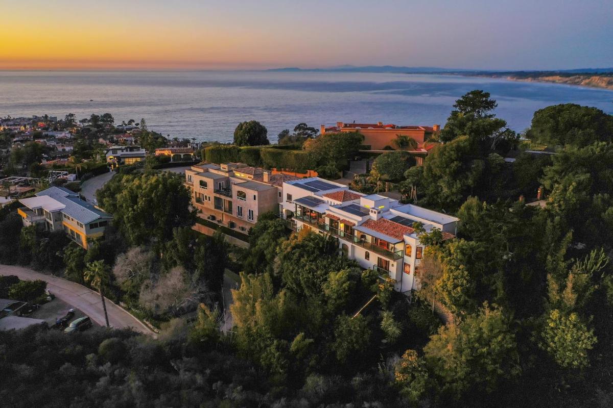 Stunning Ocean-View Villa, Walking to La Jolla Cove