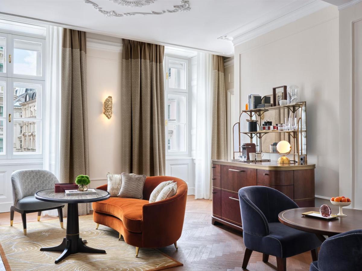 Rosewood Vienna