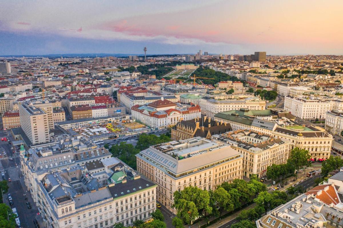 The Ritz-Carlton, Vienna