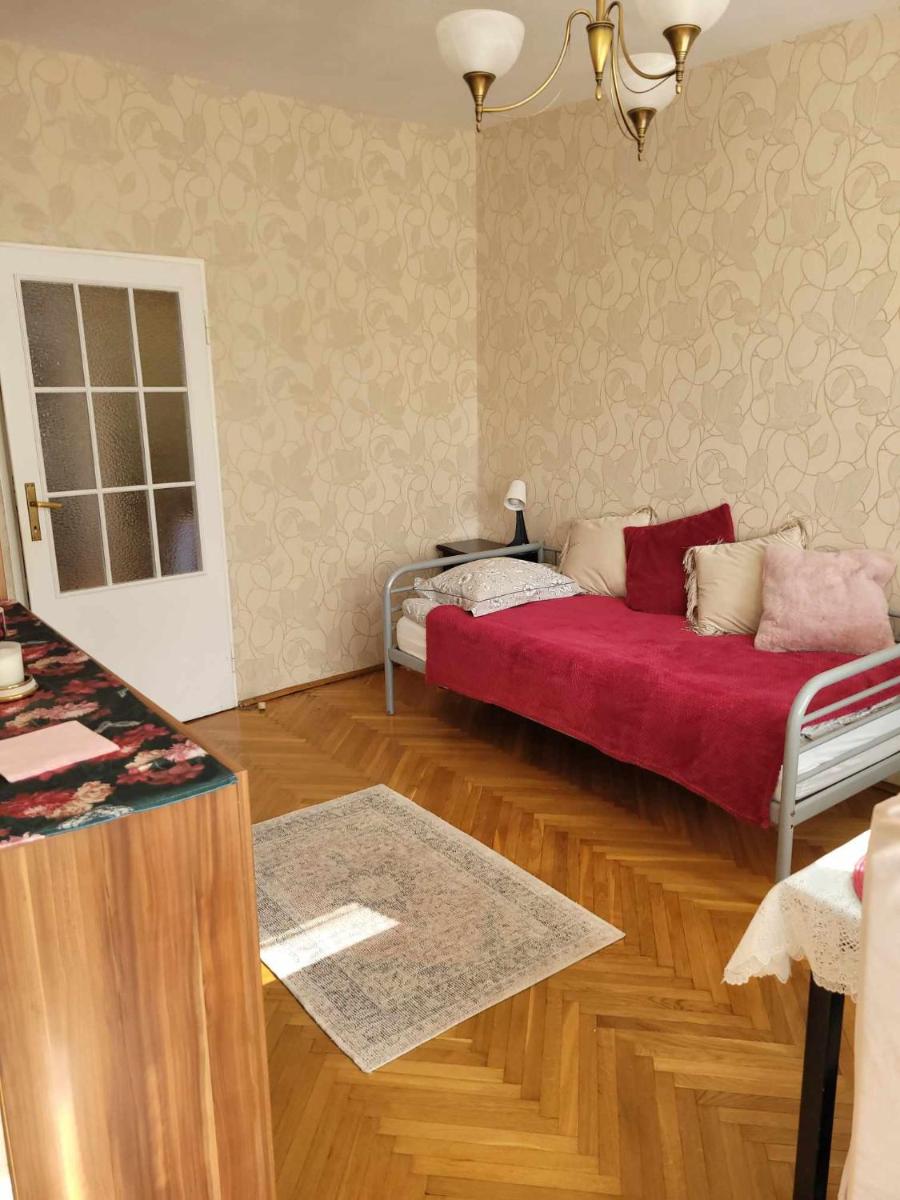 Apartament Złota 67