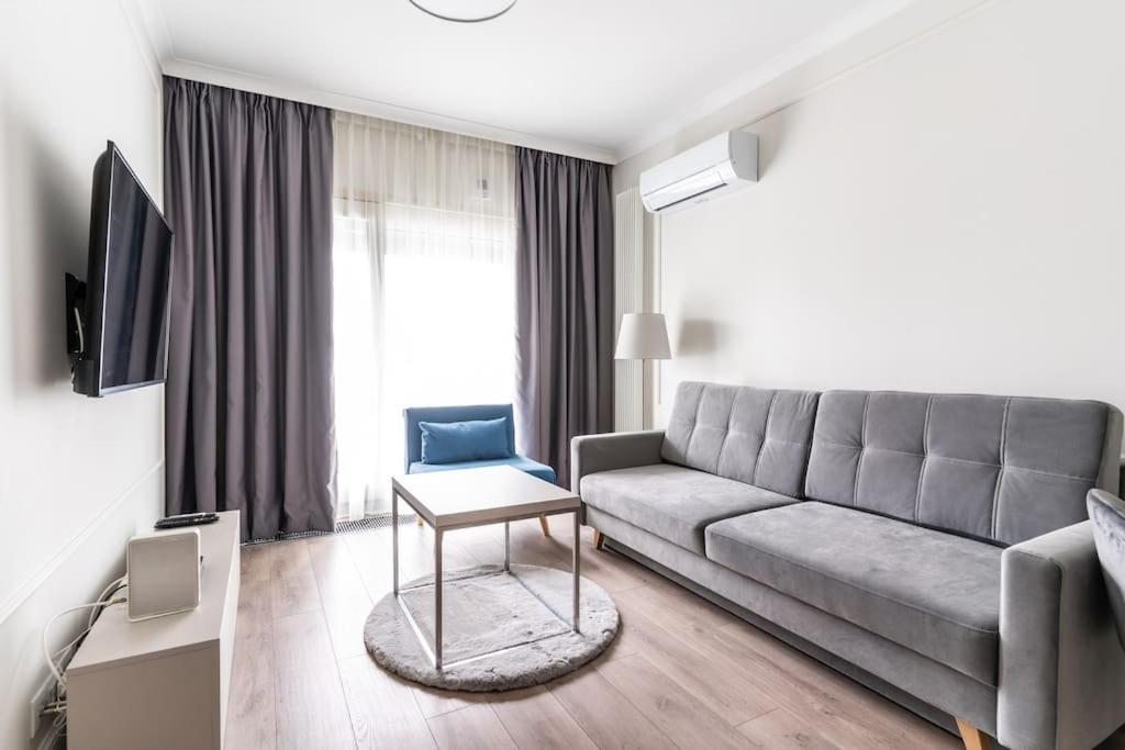 Apartamenty Mennica Residence dla 20 osób