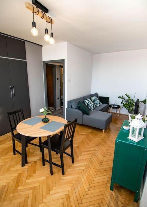 Image 6 of Bright 7th Floor Central Home with Balcony & View