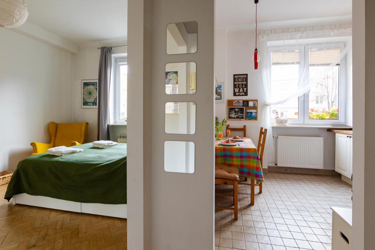 Bright and cosy studio apartment Plac Zbawiciela