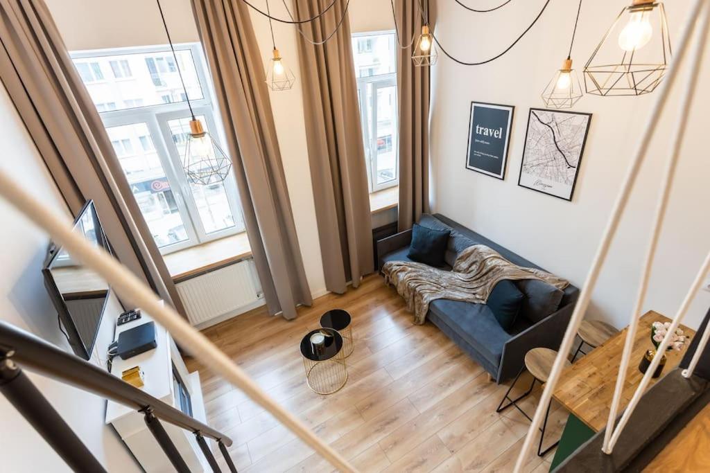 Central Warsaw Apartment – Great Location – Stylish Loft- Złota street