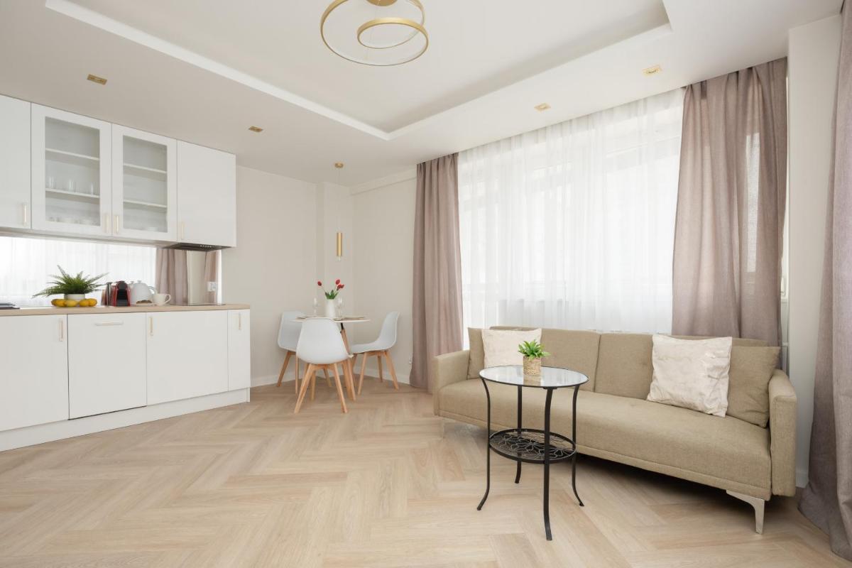 Cozy Apartment in the Centre of Warsaw by Rent like home