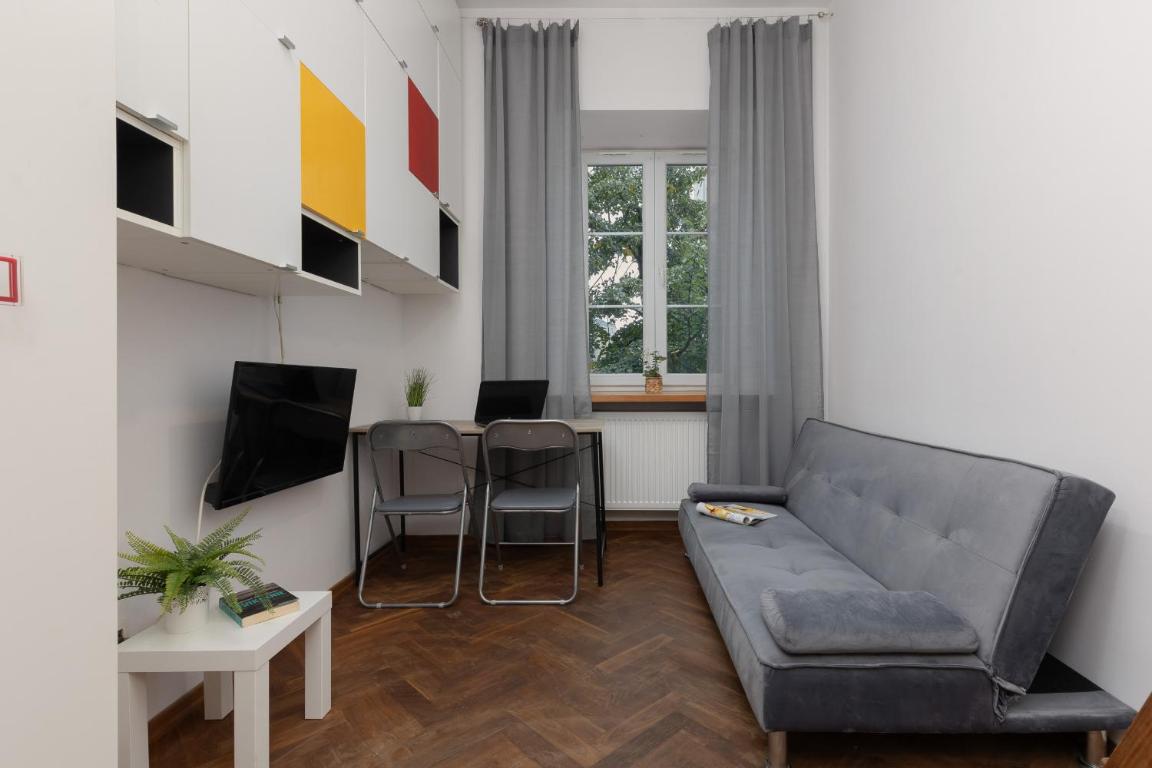 Cozy Studio for 3 Guests near Centrum Praskie Koneser by Noclegi Renters