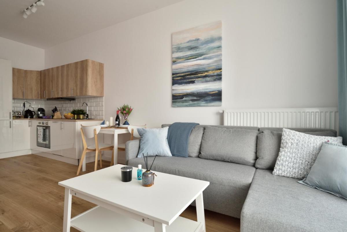 Espresso Apartment near Chopin Airport