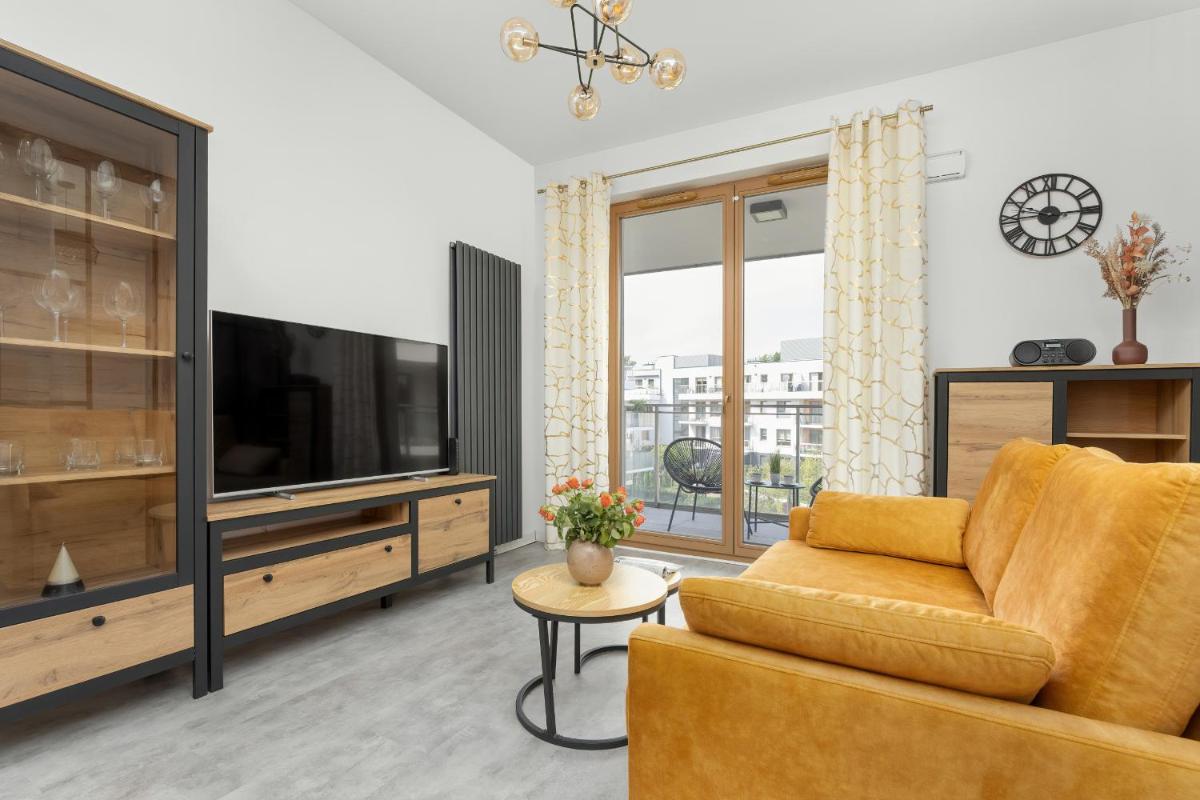 Klimatyczny Apartament na Wilanowie Parking & Balkon by Noclegi Renters