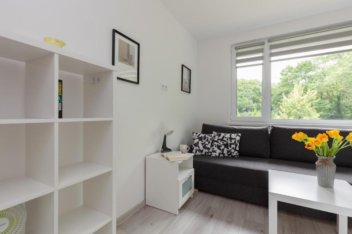 Pet-friendly Studio Apartment Batorego Warsaw by Noclegi Renters