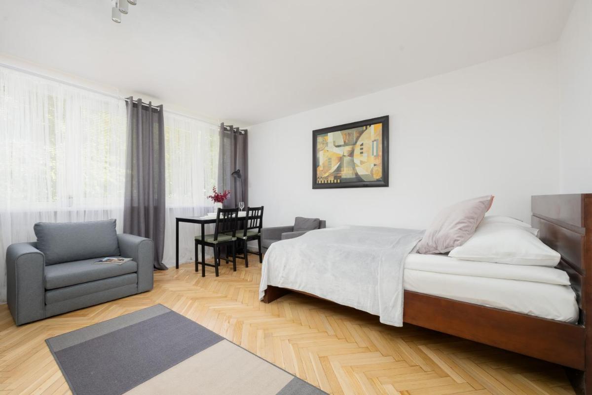 Studio Warsaw Downtown by Noclegi Renters