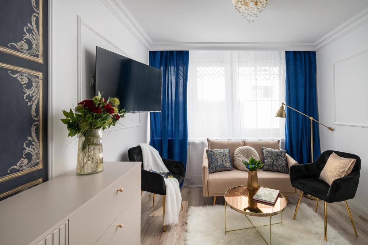 Stunning 2-bedroom Apartament – Palace in the window & 2 minutes to Central Station