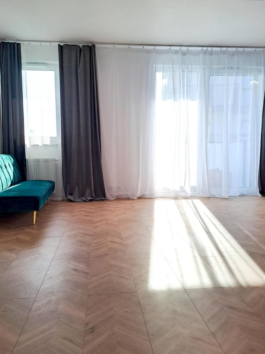 Image 7 of Sunny & modern 2 beds spacious air-conditioned Warsaw