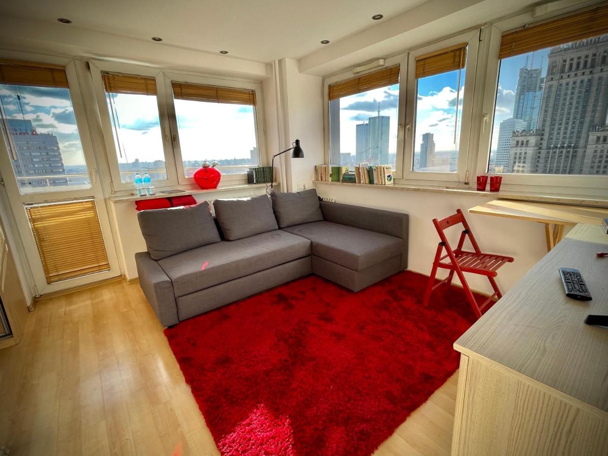 Super Apartament RED Centrum Best View in Town 2x Metro Fast WiFi 300 Mbs Netflix AppleTV SmartTV Spotify Panorama Miasta