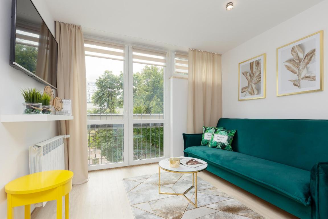 Warsaw City Centre & Pet-friendly Studios by Noclegi Renters